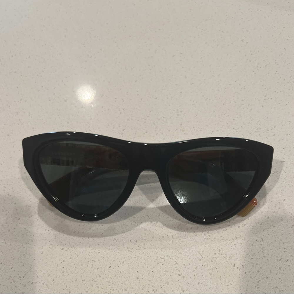 Burberry Black Cat-Eye Sunglasses